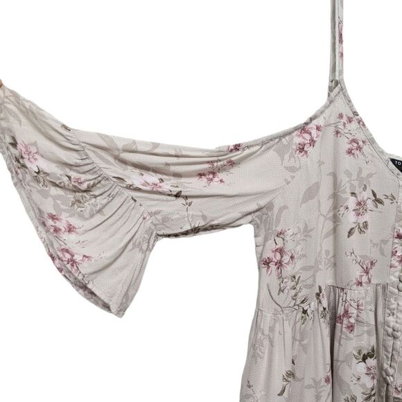 TORRID Ivory Floral Textured Rayon Cold Shoulder Babydoll Top 1X - Picture 4 of 9